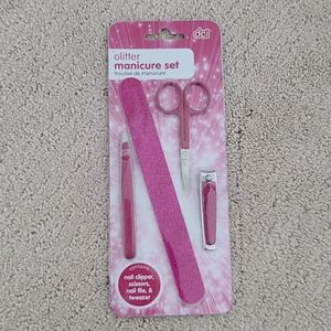 Glitter Manicure Set New In Box!